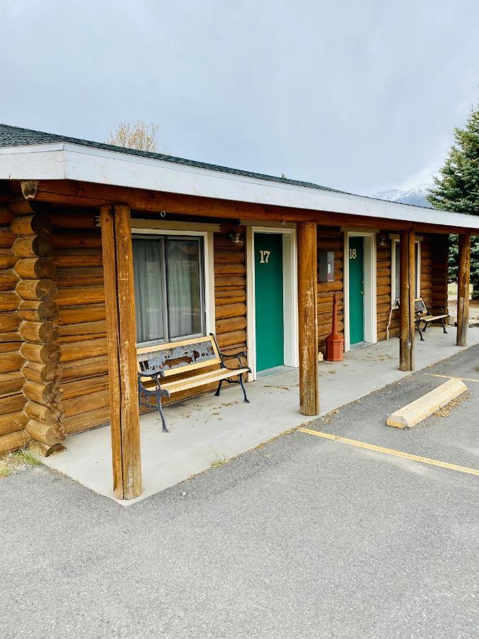 Green Creek Inn And Rv Park Wapiti Extérieur photo