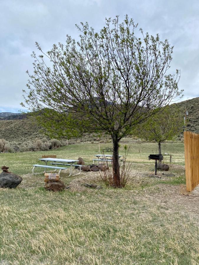 Green Creek Inn And Rv Park Wapiti Extérieur photo