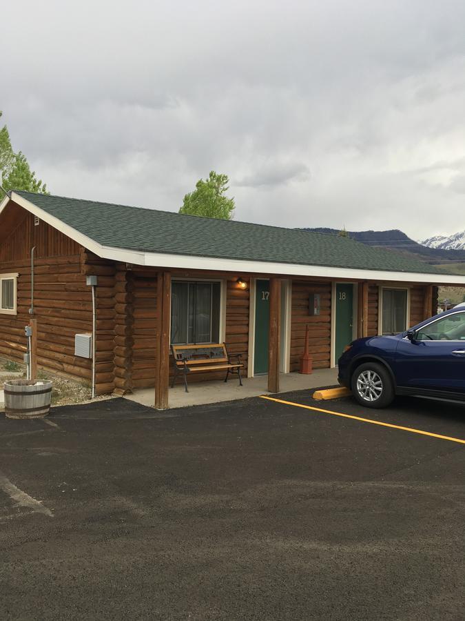 Green Creek Inn And Rv Park Wapiti Extérieur photo