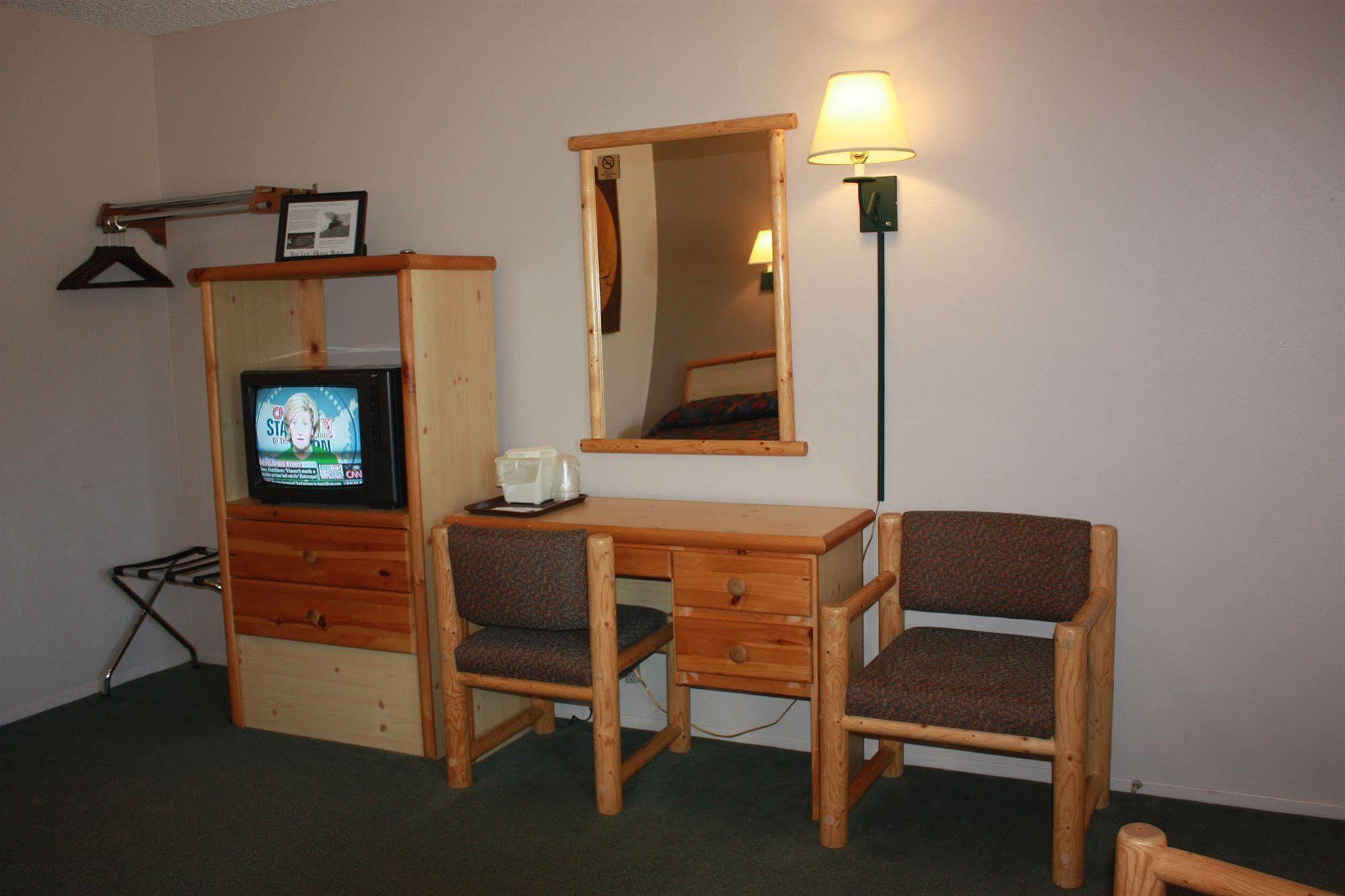 Green Creek Inn And Rv Park Wapiti Extérieur photo