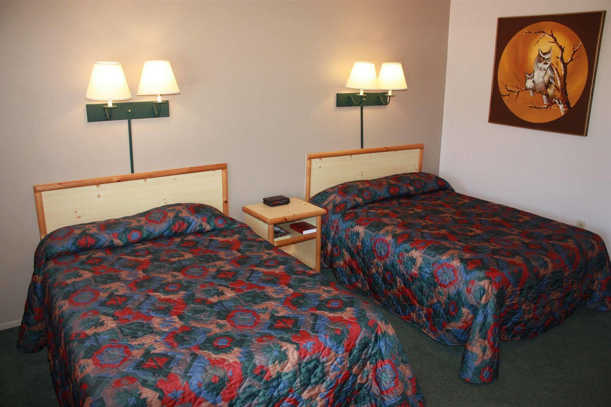 Green Creek Inn And Rv Park Wapiti Extérieur photo
