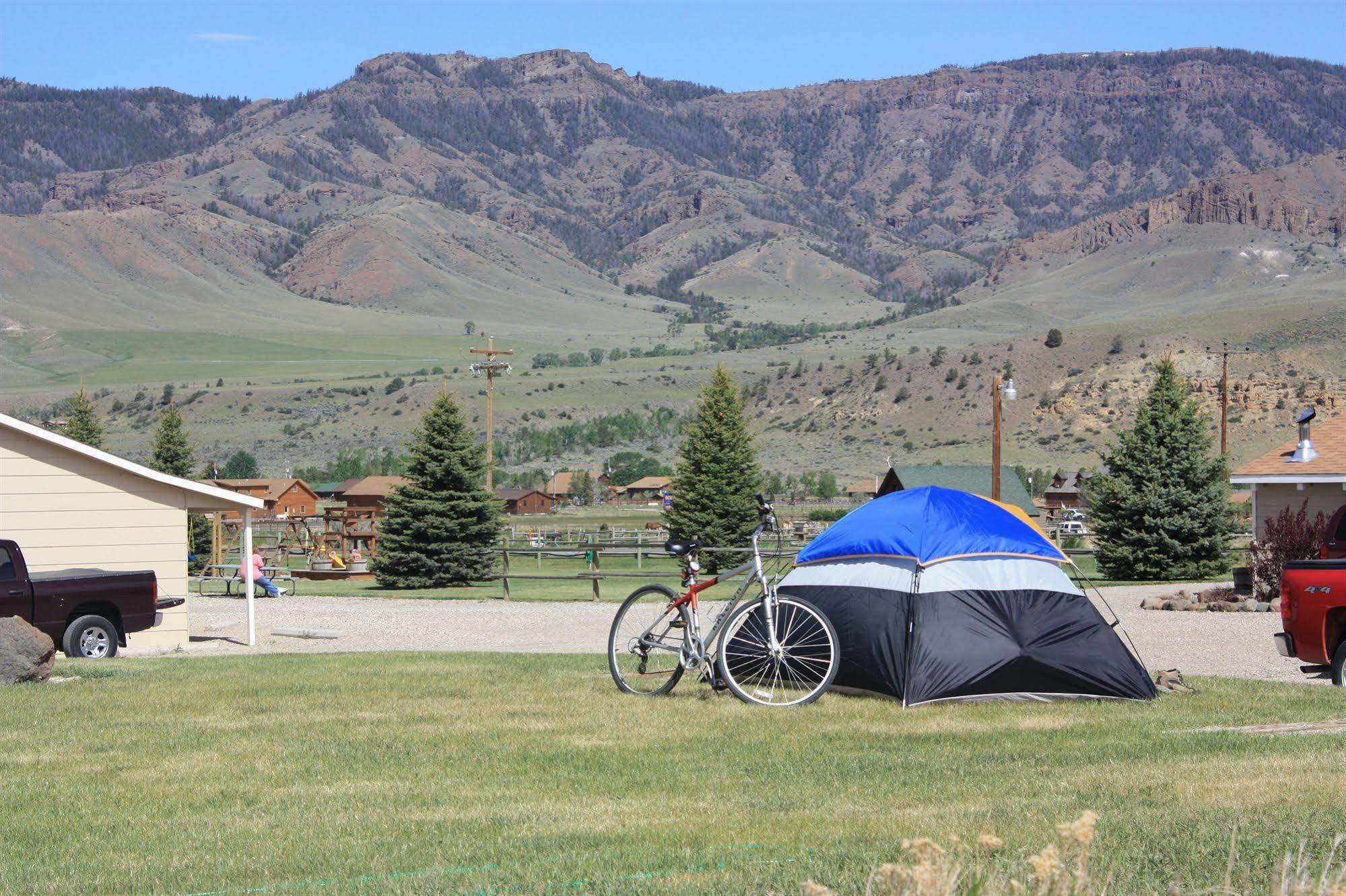 Green Creek Inn And Rv Park Wapiti Extérieur photo